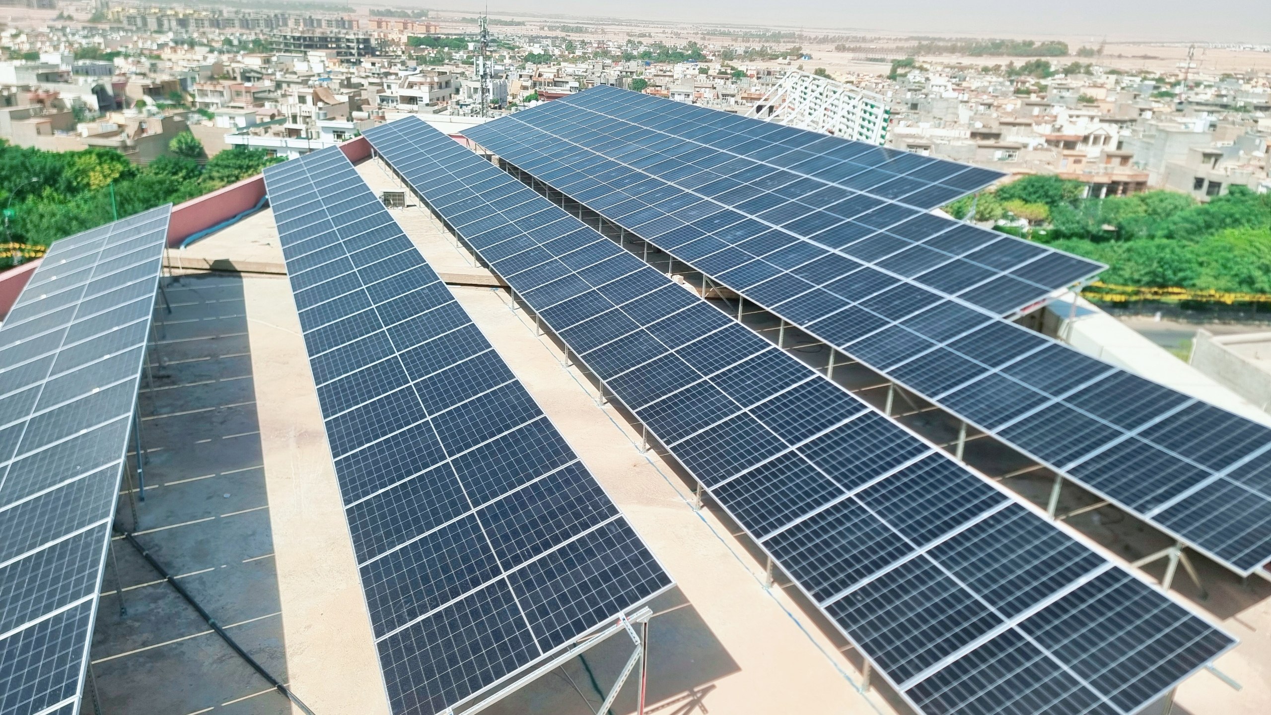 Installing 100Kw on grid system for Diwan Group in Kalar 